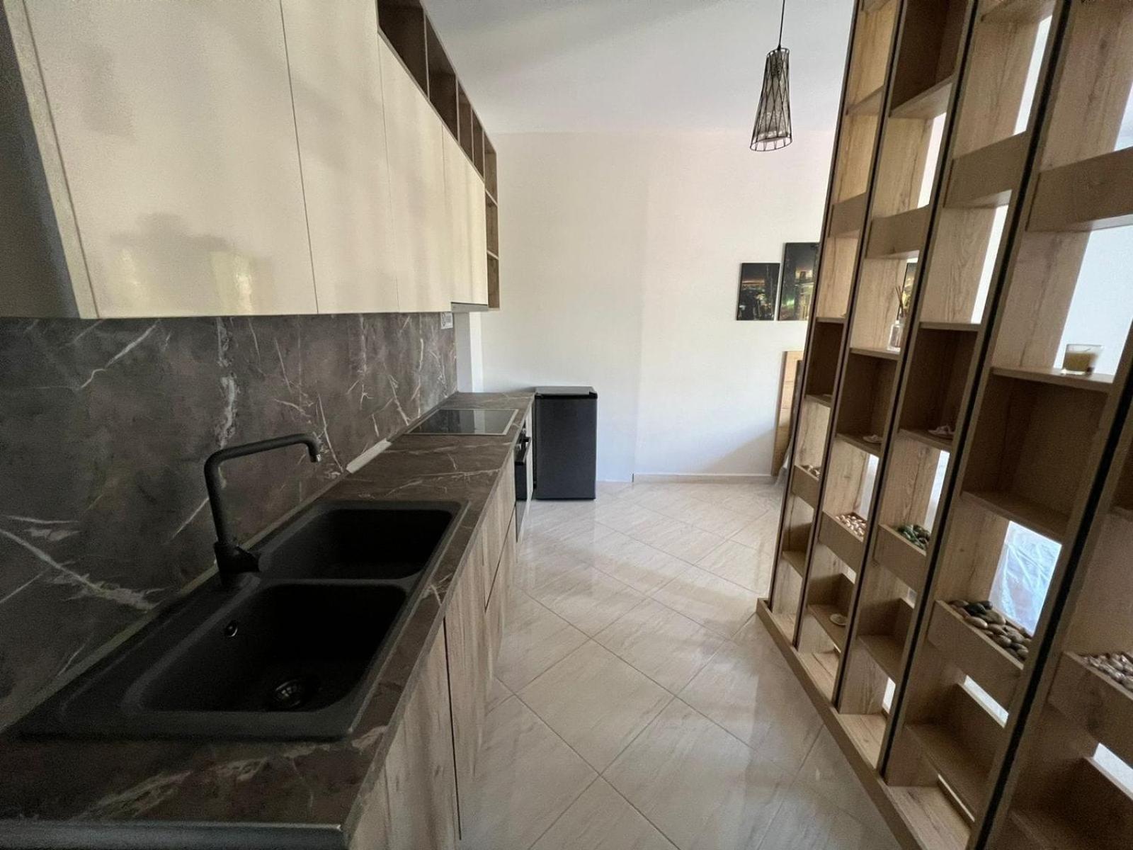 Cozy Apartments Near The Sea Vlorë Esterno foto